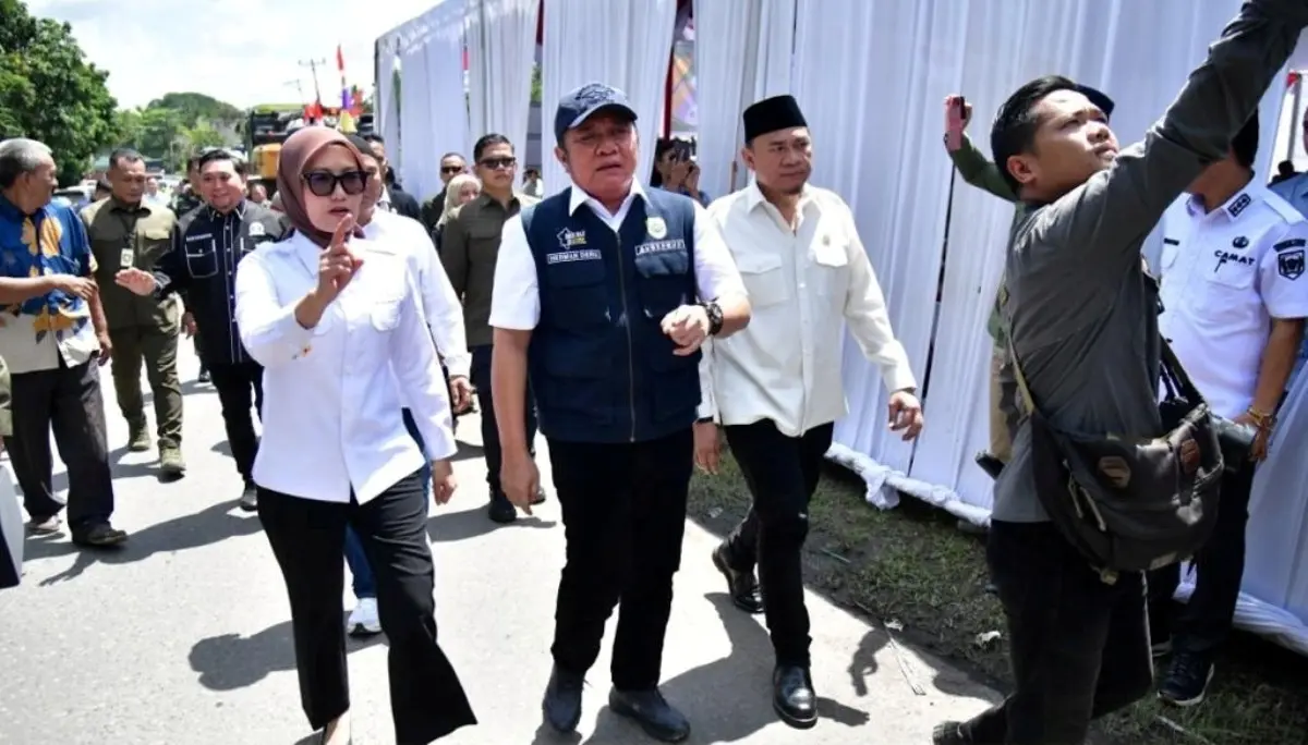 Gubernur Sumsel Herman Deru saat peletakan batu pertama Jembatan Air Lawai B Lahat.