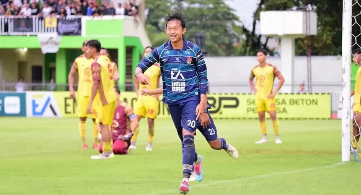 Persiapan laga play-off degradasi antara Persekat Tegal menghadapi Persiba Balikpapan