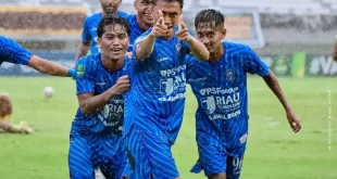 Pemain PSPS Pekanbaru saat menghadapi Sriwijaya FC dalam laga Pegadaian Championship 2025/2026