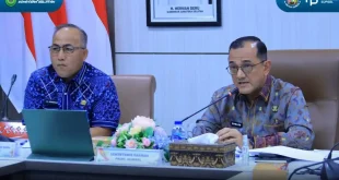 Sekda Sumsel, Edward Candra, memimpin rapat koordinasi program strategis nasional di Palembang.
