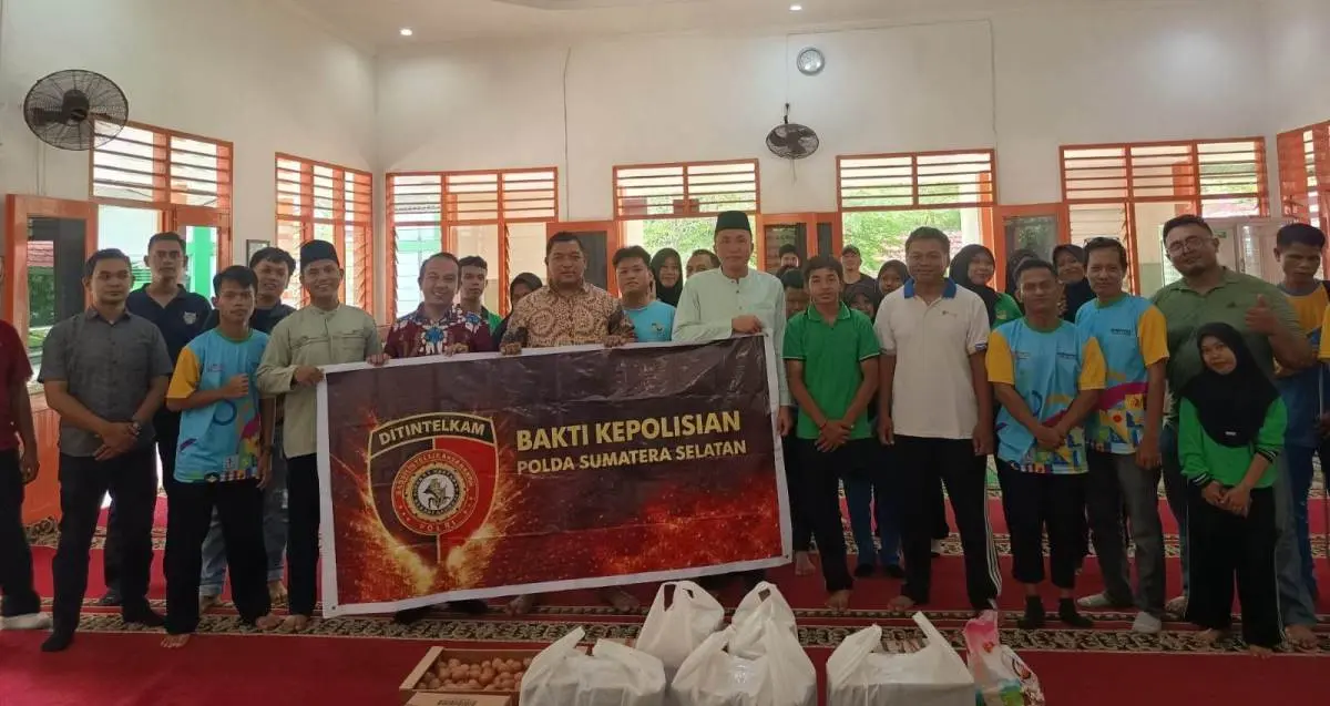 Direktorat Intelijen dan Keamanan (Dit Intelkam) Polda Sumatra Selatan (Sumsel) menggelar kegiatan Bhakti Kepolisian dengan menyalurkan bantuan sembako ke Lembaga Disabilitas Sosial Sentra Budi Perkasa, Palembang, pada hari Jum'at, tanggal 8 Mei 2026.