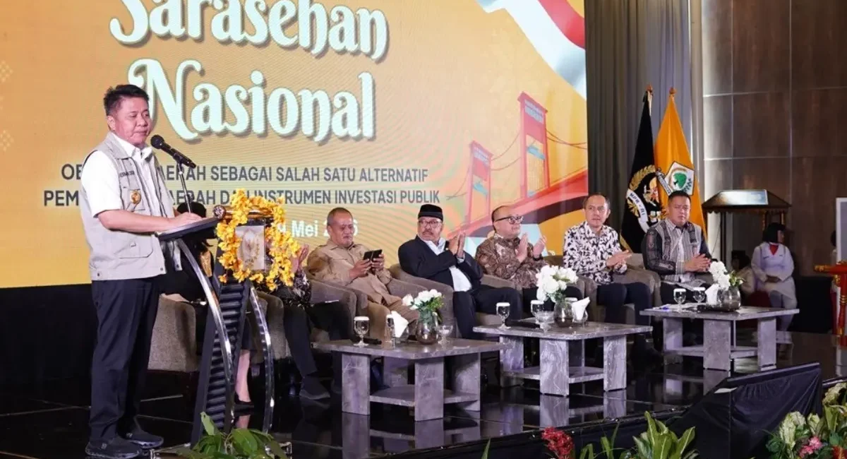 Gubernur Sumatra Selatan (Sumsel), Herman Deru, saat menghadiri Sarasehan Kebangsaan Majelis Permusyawaratan Rakyat (MPR) Republik Indonesia (RI) yang mengusung tema Obligasi Daerah sebagai Alternatif Pembiayaan Pembangunan dan Instrumen Investasi Publik, di Hotel Aston Palembang, Selasa, 19 Mei 2026. (BEKISARMEDIA.ID/HAIRUDIN)