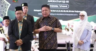 Herman Deru saat menghadiri Pembukaan Kegiatan Khotmul Quran dan Imtihan Akbar Angkatan III Tartil, Tahfidz, dan Turjuman Metode Ummi yang diselenggarakan oleh Ummi Palembang di Grand Ballroom Golden Sriwijaya, Kamis, 14 Mei 2026.