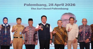 Gubernur Sumatra Selatan (Sumsel), Herman Deru, menghadiri Rapat Teknis Urusan Perpustakaan se-Sumsel, di Ballroom Hotel The Zuri Palembang, pada hari Selasa, tanggal 28 April 2026. (BEKISARMEDIA.ID/HAIRUDIN)