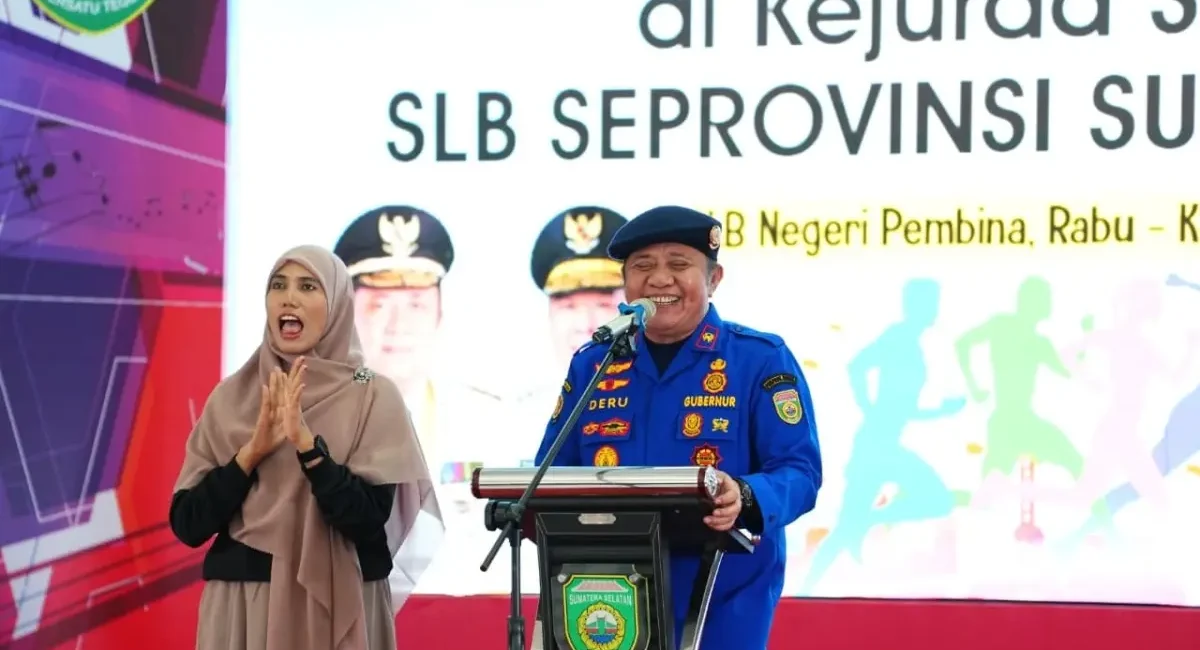 Gubernur Sumsel, Herman Deru, secara resmi membuka Kejuaraan Daerah Special Olympics Indonesia (SOIna) Sumsel 2026 di Aula SLB Negeri Pembina Palembang, Kamis, 30 April 2026. (BEKISARMEDIA.ID/HAIRUDIN)