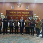 Rapat Koordinasi yang berlangsung di Ruang Rapat Utama, Gedung Bina Graha Kantor Staf Presiden (KSP), Jakarta Pusat, pada hari Selasa, tanggal 5 Mei 2026. (BEKISARMEDIA.ID/HAIRUDIN)