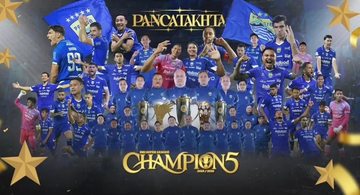 Persib Bandung akhirnya resmi mengunci gelar juara dan berhak mengangkat trofi kompetisi kasta tertinggi sepak bola tanah air, BRI Super League musim 2025/2026. (foto : persib.co.id)