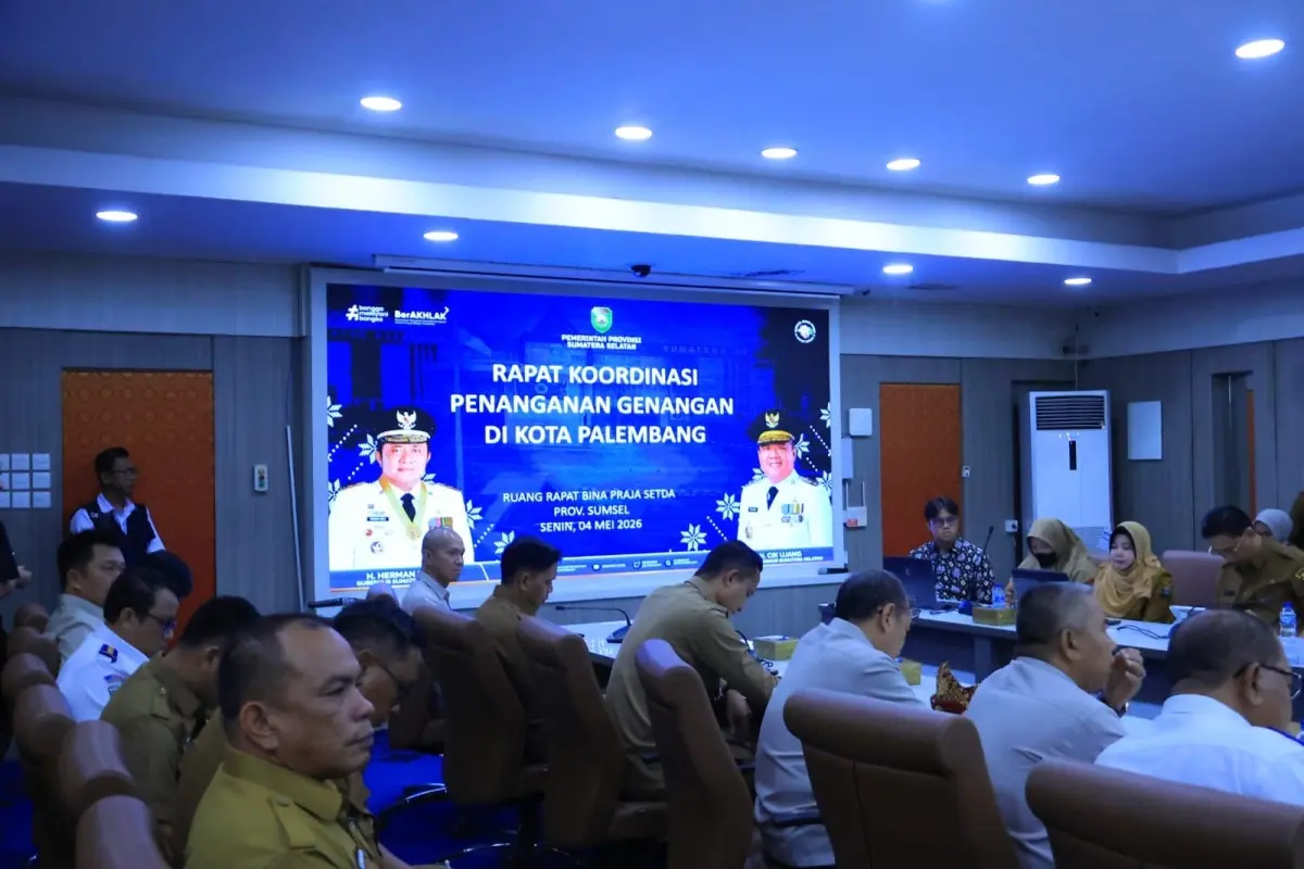 Gubernur Sumatra Selatan (Sumsel), Herman Deru, bersama Wakil Gubernur, Cik Ujang, memimpin langsung rapat koordinasi lintas sektor, guna memastikan "wajah" ibu kota provinsi ini tidak lagi terendam saat hujan deras melanda. (BEKISARMEDIA.ID/ANGGA)