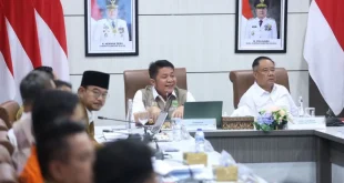 Gubernur Sumatra Selatan (Sumsel), Herman Deru, bersama Wakil Gubernur, Cik Ujang, memimpin langsung rapat koordinasi lintas sektor, guna memastikan "wajah" ibu kota provinsi ini tidak lagi terendam saat hujan deras melanda. (BEKISARMEDIA.ID/ANGGA)