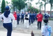 Hj. Lidyawati bersama siswa SMAN 10 Palembang mengikuti senam jantung sehat dalam peringatan Hari Hipertensi Sedunia. (BEKISARMEDIA.ID/HAIRUDIN)