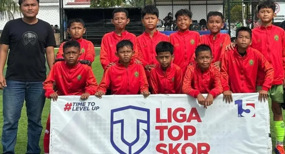 Sekolah Sepak Bola (SSB) Palembang Soccer Skills (PSS) U12 memetik poin penuh setelah menumbangkan SSB Bhayangkara Sriwijaya dengan skor telak 3-0, dalam lanjutan pekan ketiga Liga TopSkor Regional Palembang 2026. (BEKISARMEDIA.ID/ANGGA)
