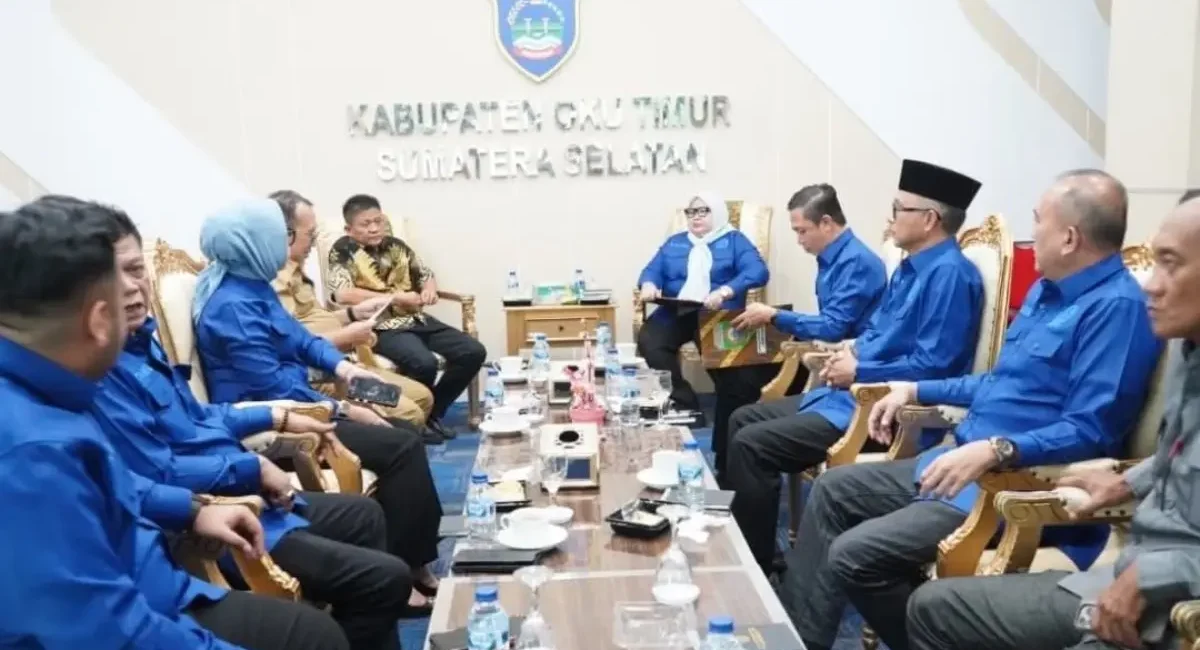 Pemerintah Kabupaten (Pemkab) Ogan Komering Ulu (OKU) Timur menerima kunjungan kerja strategis dari Komisi I Dewan Perwakilan Rakyat Daerah (DPRD) Provinsi Sumatra Selatan. (BEKISARMEDIA.ID/HAIRUDIN)