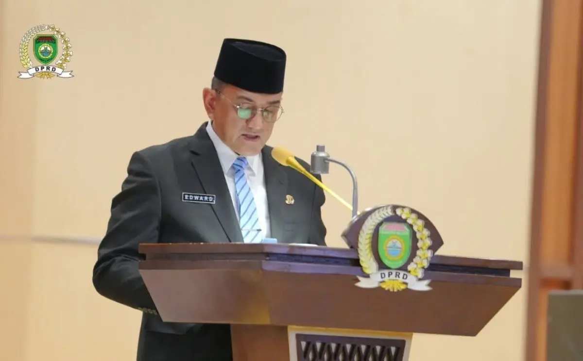 ekretaris Daerah (Sekda) Provinsi Sumsel, Edward Candra, dalam Rapat Paripurna XXXVII (37), di Ruang Rapat Paripurna DPRD Sumsel, Senin, 29 Juni 2026. (BEKISARMEDIA.ID/HAIRUDIN)
