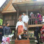 Gubernur Sumatra Selatan (Sumsel), Herman Deru, meresmikan Rumah Baghi Restorative Justice yang berlokasi di Kompleks MTQ Gunung Gare, Kota Pagaralam, hari Selasa, tanggal 22 Juni 2026. (BEKISARMEDIA.ID/HAIRUDIN)