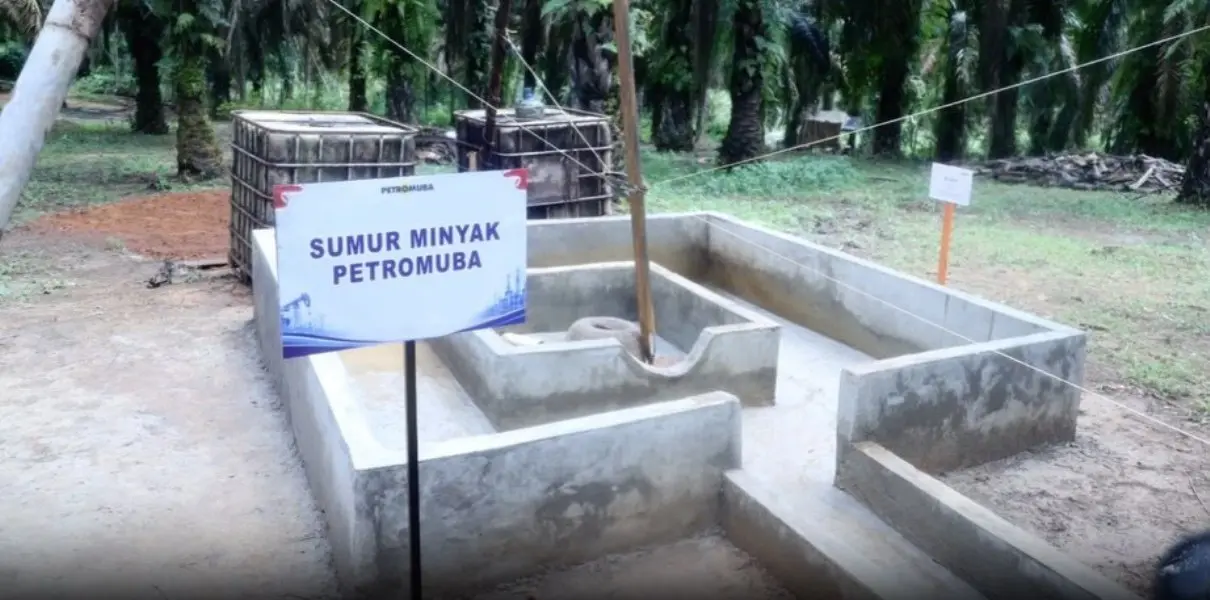 Implementasi Permen ESDM 14/2025, Herman Deru Tegaskan Illegal Drilling Muba Harus Stop! 2 Gubernur Sumsel, Herman Deru, saat meninjau lokasi sumur minyak rakyat di Desa Tanjung Dalam, Kabupaten Muba, bersama jajaran Forkopimda Sumsel dan Bupati Kabupaten (Toha Tohet), hari Rabu, tanggal 13 Mei 2026. (BEKISARMEDIA.ID/HAIRUDIN)