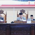 Dewan Perwakilan Rakyat Daerah (DPRD) Provinsi Sumatra Selatan (Sumsel) menggelar Rapat Paripurna ke-XXXVII (37) dengan agenda penyampaian penjelasan Gubernur terhadap Rancangan Peraturan Daerah (Raperda) Pertanggungjawaban Pelaksanaan APBD Provinsi Sumsel Tahun Anggaran 2025. Agenda penting ini berlangsung di Ruang Rapat Paripurna DPRD Sumsel, Palembang, Senin, 22 Juni 2026. (BEKISARMEDIA.ID/HAIRUDIN)
