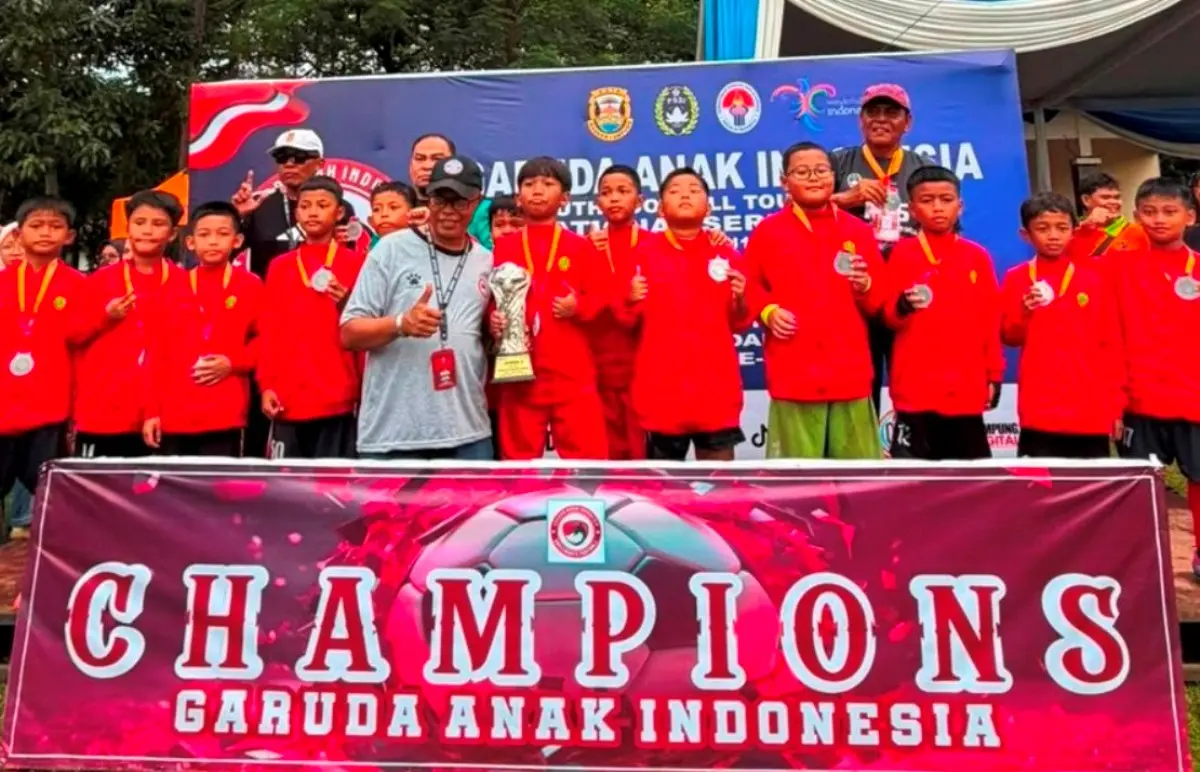 Sekolah Sepak Bola (SSB) Palembang Soccer Skills (PSS) U-10 sukses menempati posisi runner up pada ajang Garuda Anak Indonesia (GAI) Nasional U-10 Tahun 2026. (BEKISARMEDIA.TRY)