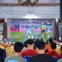 Ratusan masyarakat Sekayu berkumpul untuk menyaksikan langsung laga perempat final Piala Dunia 2026 antara Argentina melawan Swiss. (BEKISARMEDIA.ID/WAHYUDI)