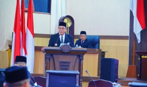 Pemerintah Kabupaten (Pemkab) Musi Banyuasin (Muba) bersama Dewan Perwakilan Rakyat Daerah (DPRD) Kabupaten Muba, resmi menyepakati Peraturan Daerah (Perda) tentang Perubahan atas Peraturan Daerah Nomor 8 Tahun 2023 tentang Pajak Daerah dan Retribusi Daerah. (BEKISARMEDIA.ID/HAIRUDIN)