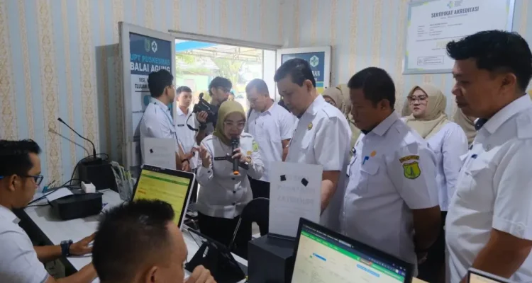 Sekretaris Daerah Kabupaten Muba, Syafaruddin, menghadiri acara peluncuran aplikasi E-PUS PADEK (Elektronik Puskesmas dengan Pelayanan Akurat, Data Efektif, dan Komprehensif), pada hari Rabu, tanggal 1 Juli 2026.. (BEKISARMEDIA.ID/ANGGA)