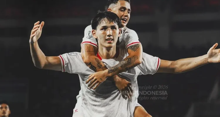 Mitchell Baker melakukan selebrasi usai menciptakan gol ke gawang kamboja. (foto : IG @timnasindonesia)