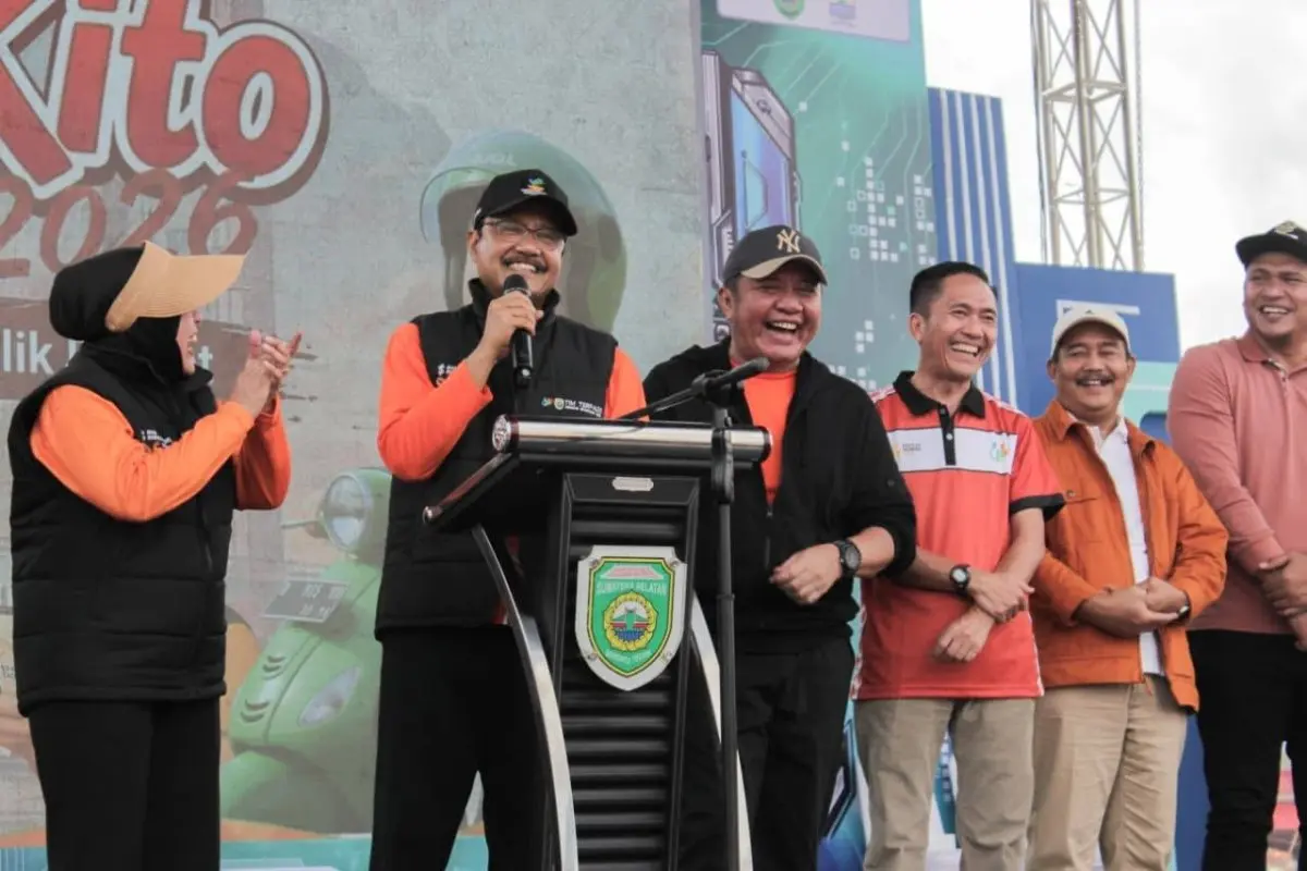 Wakil Bupati Kabupaten Musi Banyuasin (Muba), Abdur Rohman Husen, turut mengawal langsung pelaksanaan Sensus Ekonomi 2026 dalam rangkaian acara Semarak Wong Kito di pelataran Benteng Kuto Besak (BKB), Kota Palembang, pada hari Minggu, tanggal 28 Juni 2026. (BEKISARMEDIA.ID/HAIRUDIN)