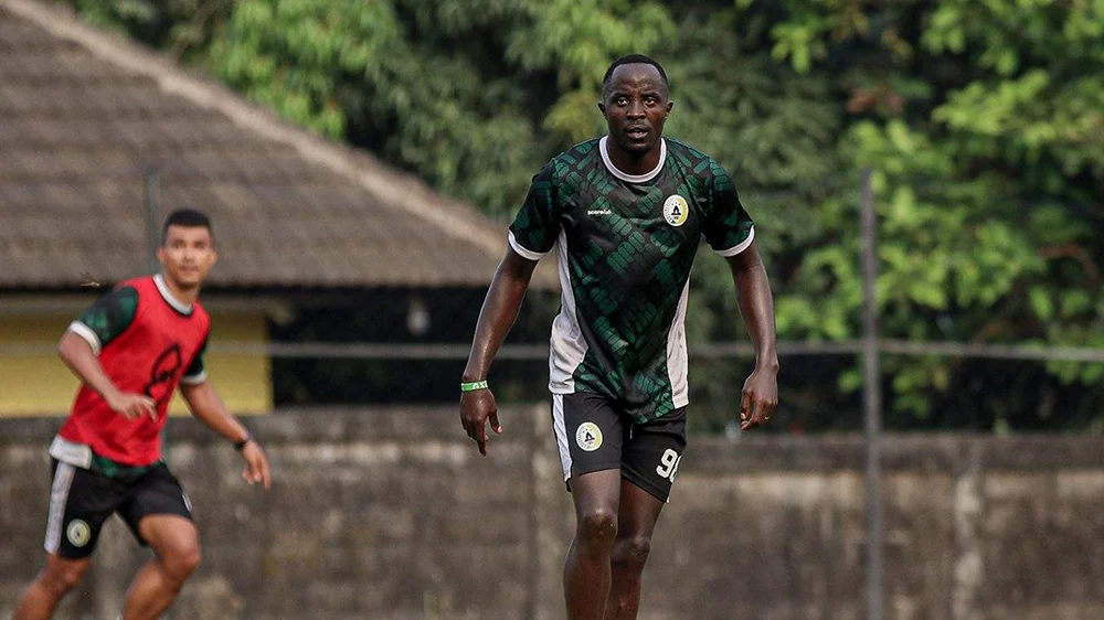 bek tengah asal Burundi, Christophe Nduwarugira. (foto : Ileague.id)