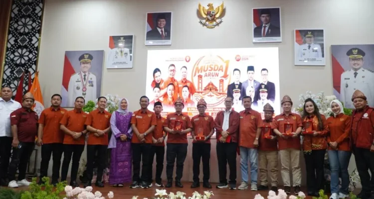 Wali Kota Palembang, Ratu Dewa, menghadiri acara pelantikan kepengurusan Dewan Pengurus Daerah (DPD) Advokasi Rakyat Untuk Nusantara (ARUN) Sumatra Selatan (Sumsel) Tahun 2026. (BEKISARMEDIA.ID/HAIRUDIN)