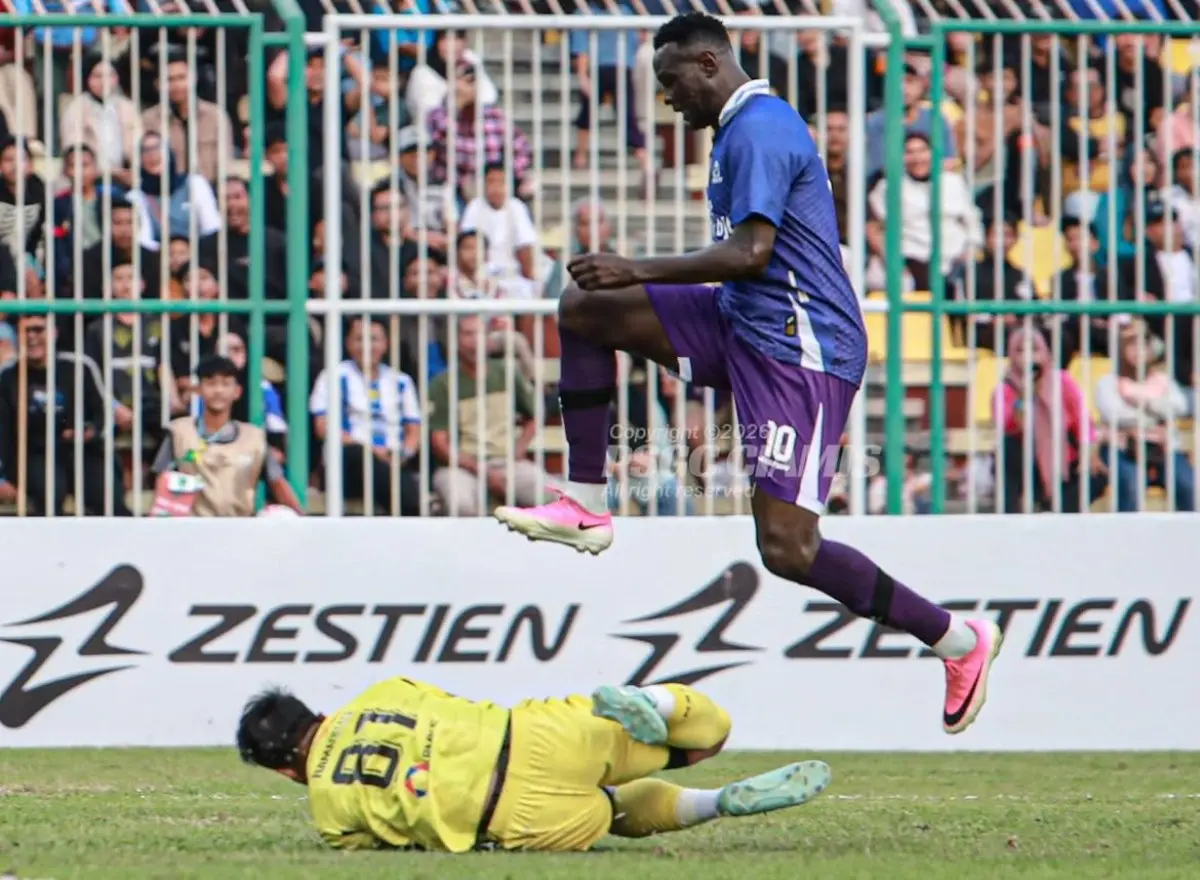 Bertandang ke Stadion Galuh Ciamis menghadapi PSGC Ciamis, Sabtu sore, 19 September 2026, Sumsel United harus mengakui keunggulan tuan rumah dengan skor akhir 0-2. Dua gol kemenangan PSGC Ciamis diborong oleh penyerang berpengalaman, Ezechiel Ndouasel, masing-masing pada menit ke-36 dan menit ke-57. (FOTO: BEKISARMEDIA.ID/INSTAGRAM PSGC CIAMIS)
