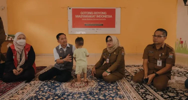Wali Kota Palembang, Ratu Dewa, saat bertemu dengan warga, Senin, 19 Oktober 2026. (BEKISARMEDIA.ID/ANGGA)