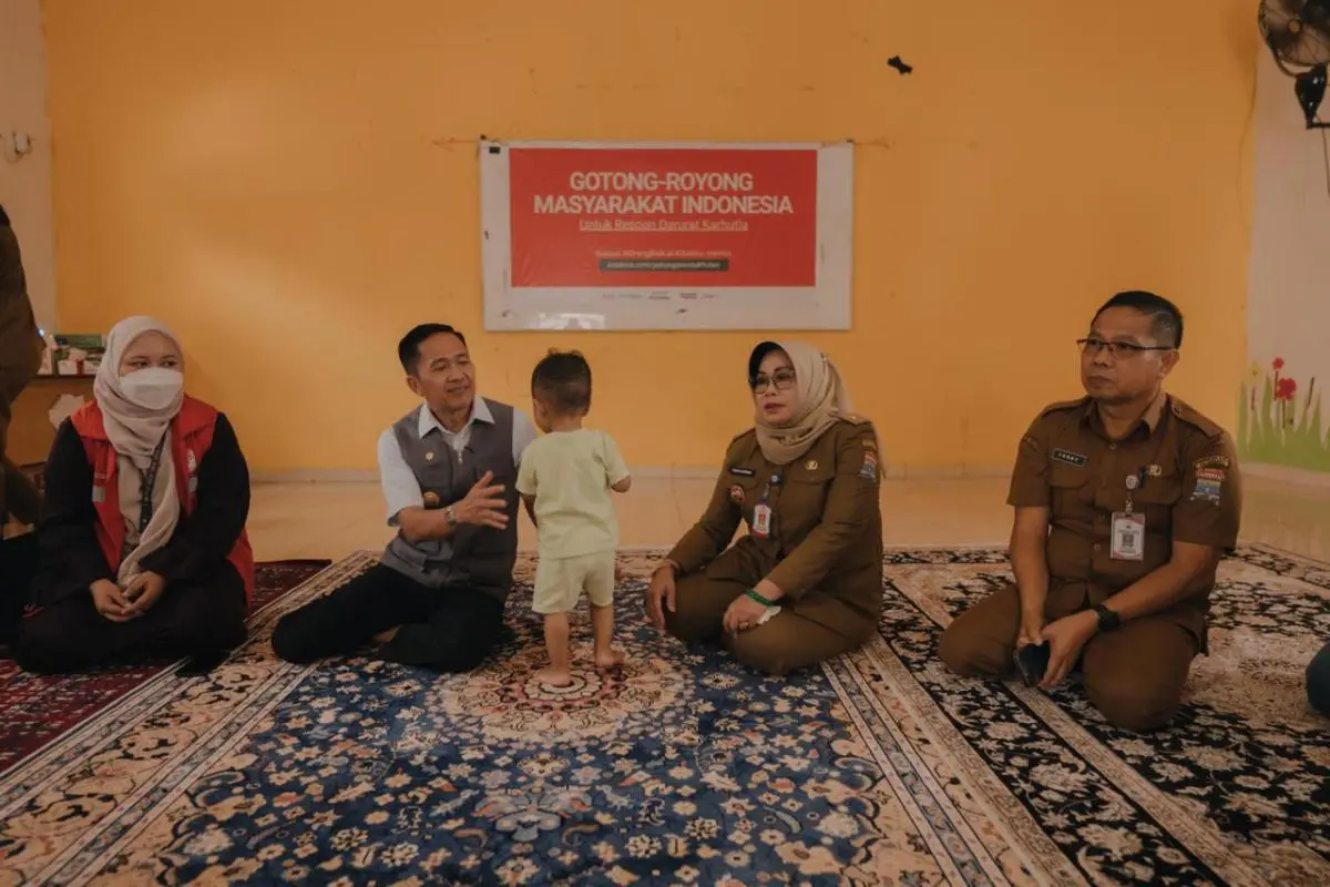 Wali Kota Palembang, Ratu Dewa, saat bertemu dengan warga, Senin, 19 Oktober 2026. (BEKISARMEDIA.ID/ANGGA)