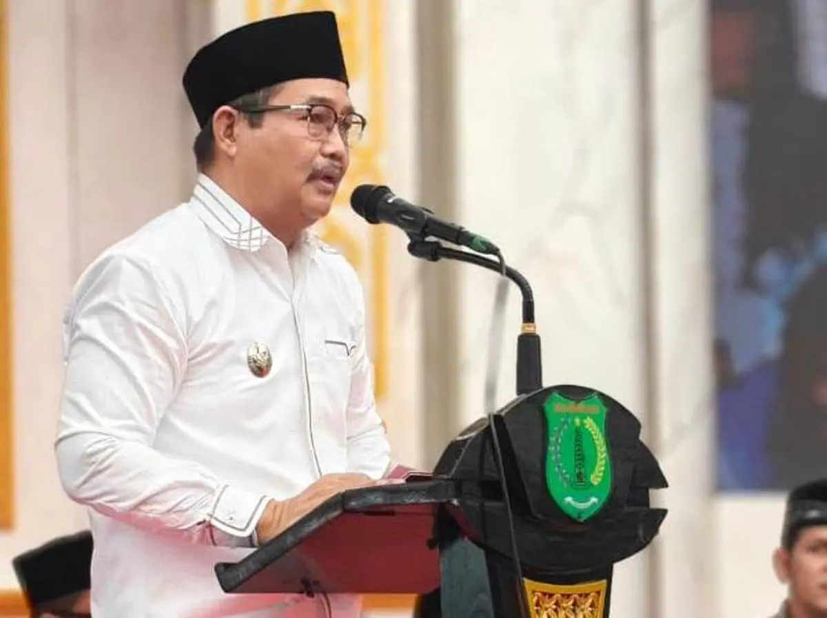 Wakil Bupati Kabupaten Musi Banyuasin (Muba), Abdur Rohman Husen, menghadiri Haflah Khotmil Qur’an ke-XII sekaligus Peringatan Hari Santri Nasional Zona 4 Kabupaten Muba, di Pondok Pesantren (Ponpes) Annur, Desa Gajah Mati, Kecamatan Babat Supat, Kamis, 22 Oktober 2026. (BEKISARMEDIA.ID/HAIRUDIN)